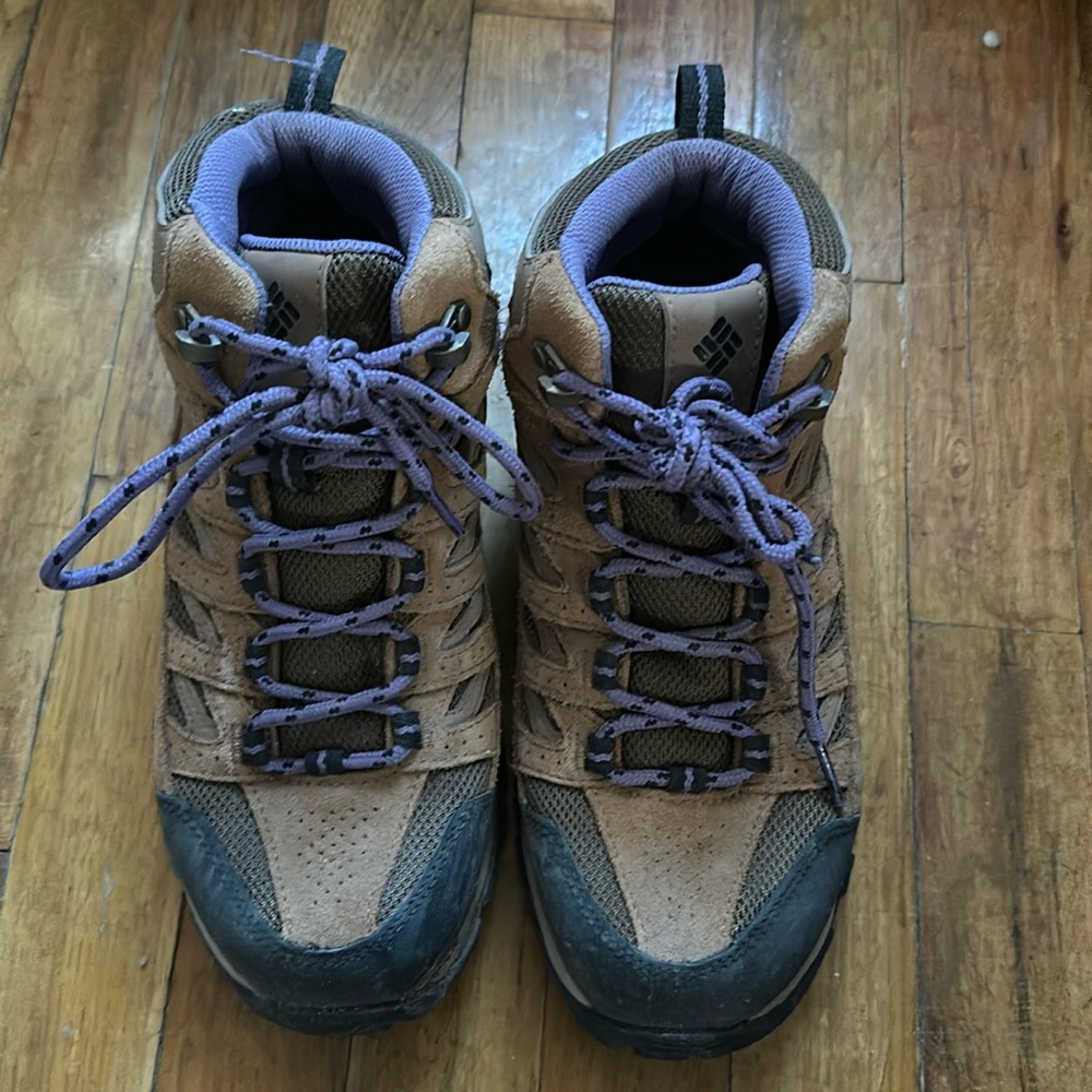 Columbia waterproof hiking boots